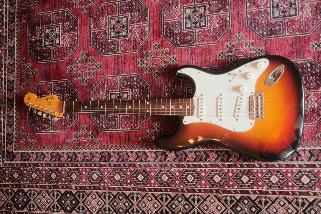 Fender Stratocaster ST62 フェンダー・ジャパン Fender Japan 【現物画像】ST62-58 フェンダージャパン 【 イオン