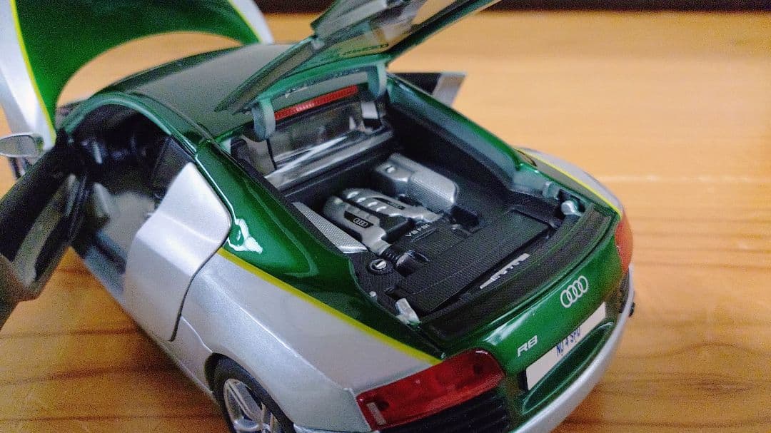 1/18 ミニカー マイスト アウディ R8 V8 ニードフォースピード ルマン