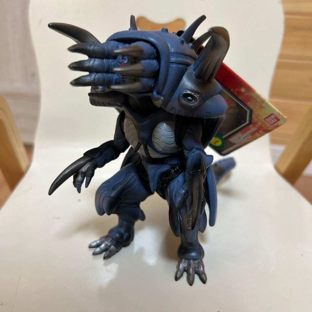 ウルトラ怪獣シリーズ2003 グローカールーク - メルカリ