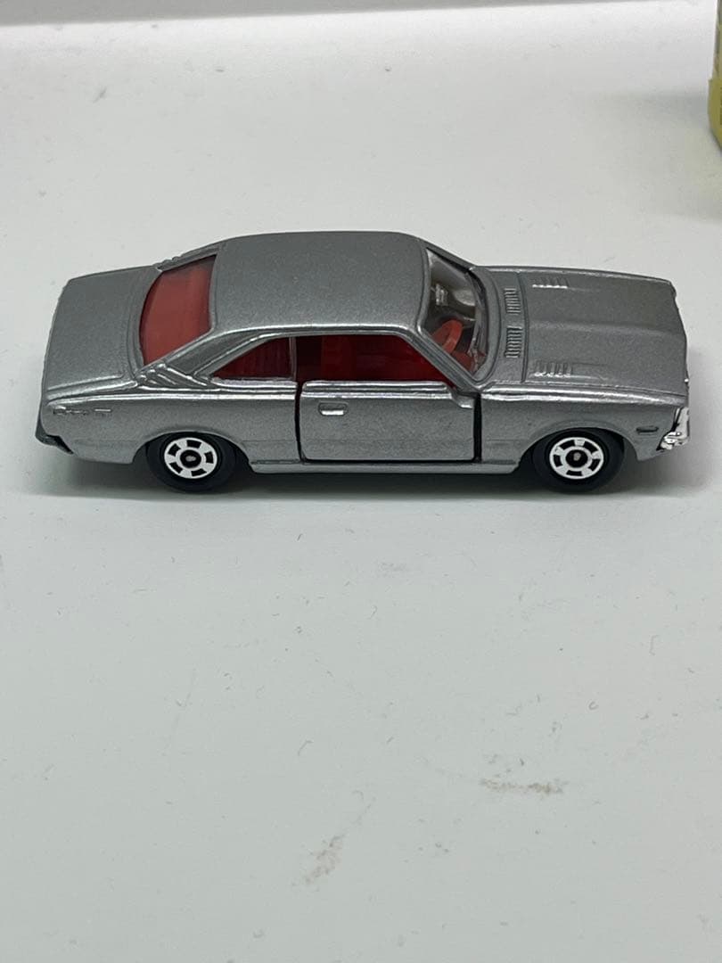 トミカ 黒箱 89-1-3 トヨタ コロナ 2000GT - メルカリ