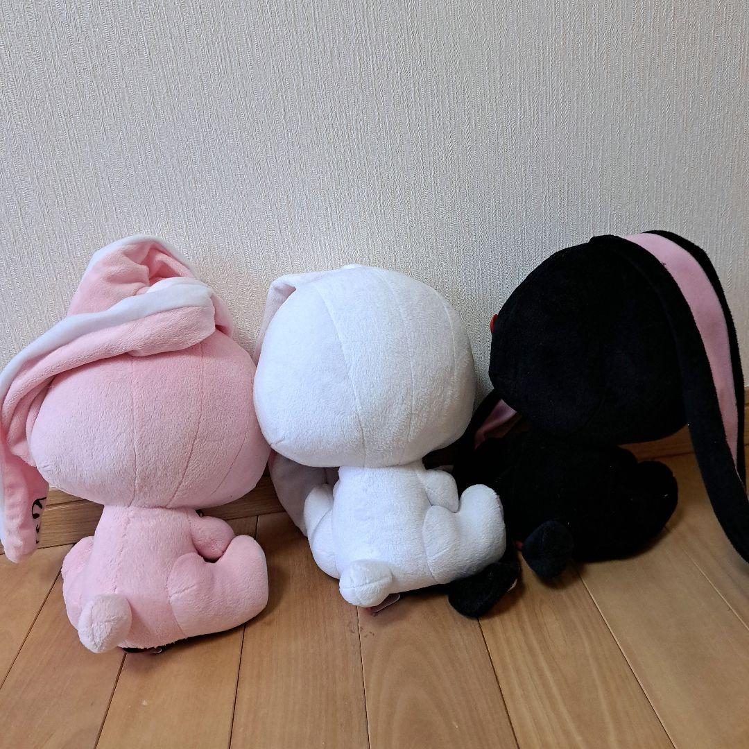 送料無料】 汎用うさぎ ぬいぐるみ にんじん頬張り 3体 セット