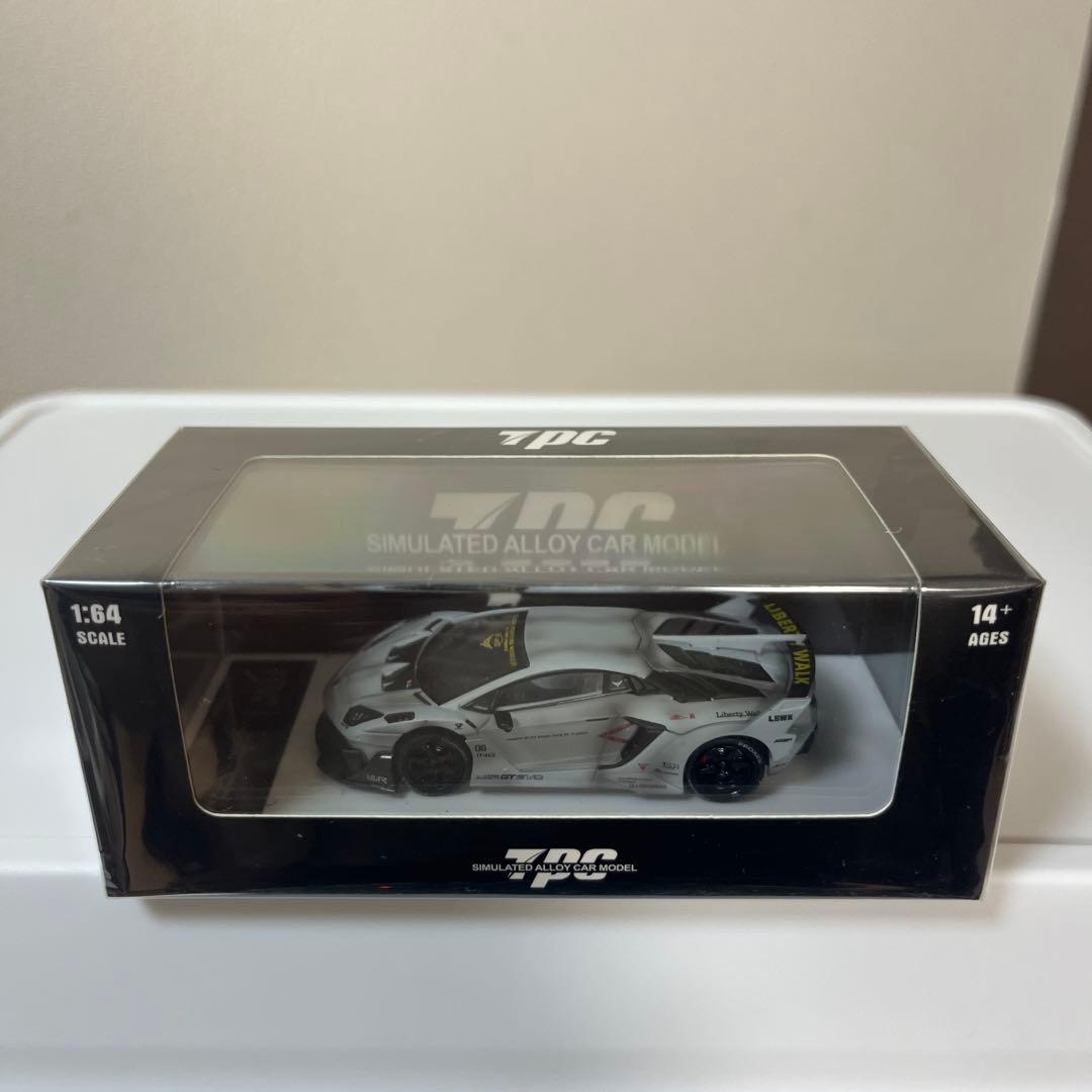 リバティウォーク　ミニカー　1/64 1/64スケール INNO Models「LBWK RX3 Savanna」 (イエロー/グリーン