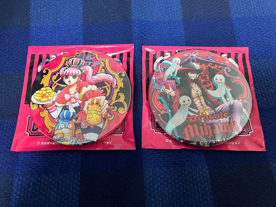 ONE PIECE ワンピース 輩缶バッジ ミホーク ペローナ - メルカリ