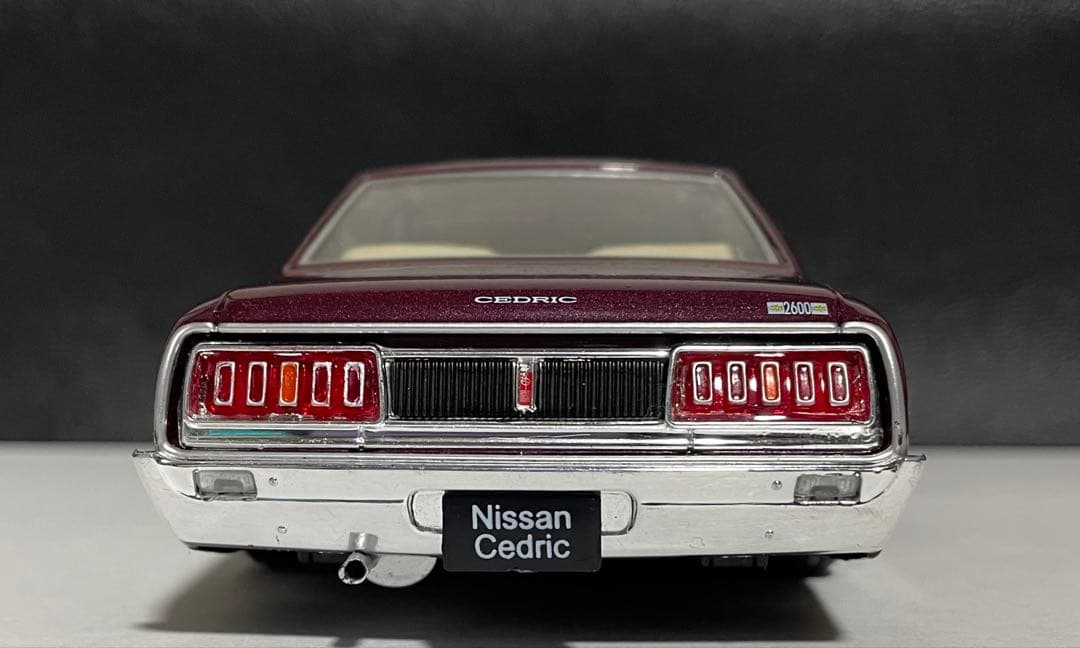 1/24 アシェット 国産名車 NISSAN セドリック230改 カスタム 旧車