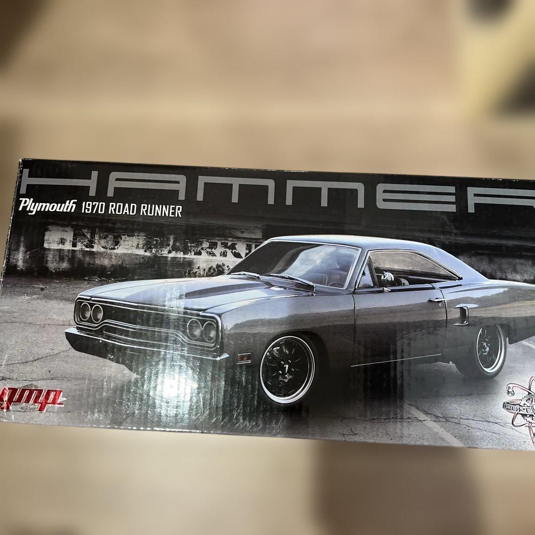 Plymouth 1970 Road Runner スケールモデル Revell 1970 Plymouth Road Runner 1:24 Scale Model Kit | Auto World