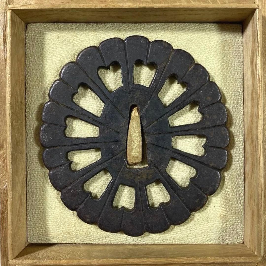B-71 鍔　武具　刀装具　骨董品　時代物　日本　美術品　工芸品 骨董品・美術品買取こたろう仙台店では、武具・刀剣の買取強化中