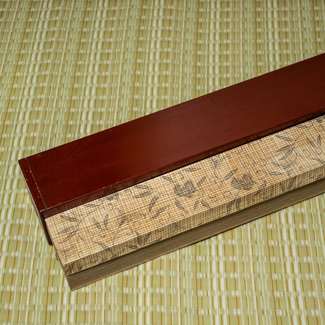 掛軸-984 山村耕花 兎 共箱 個展出品作 松坂屋シール - メルカリ