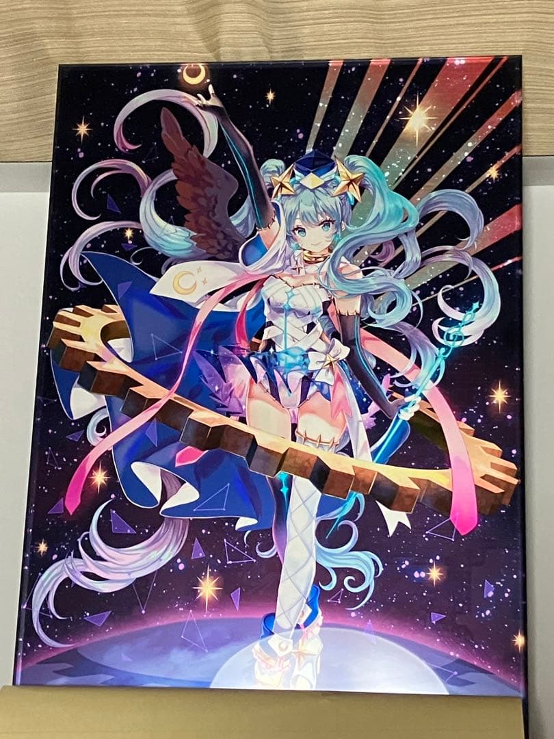 初音ミク Art by ピスケ　メタライズアート マジカルミライ 2019 初音ミク、BD/DVD『マジカルミライ 2019』パッケージビジュアル公開