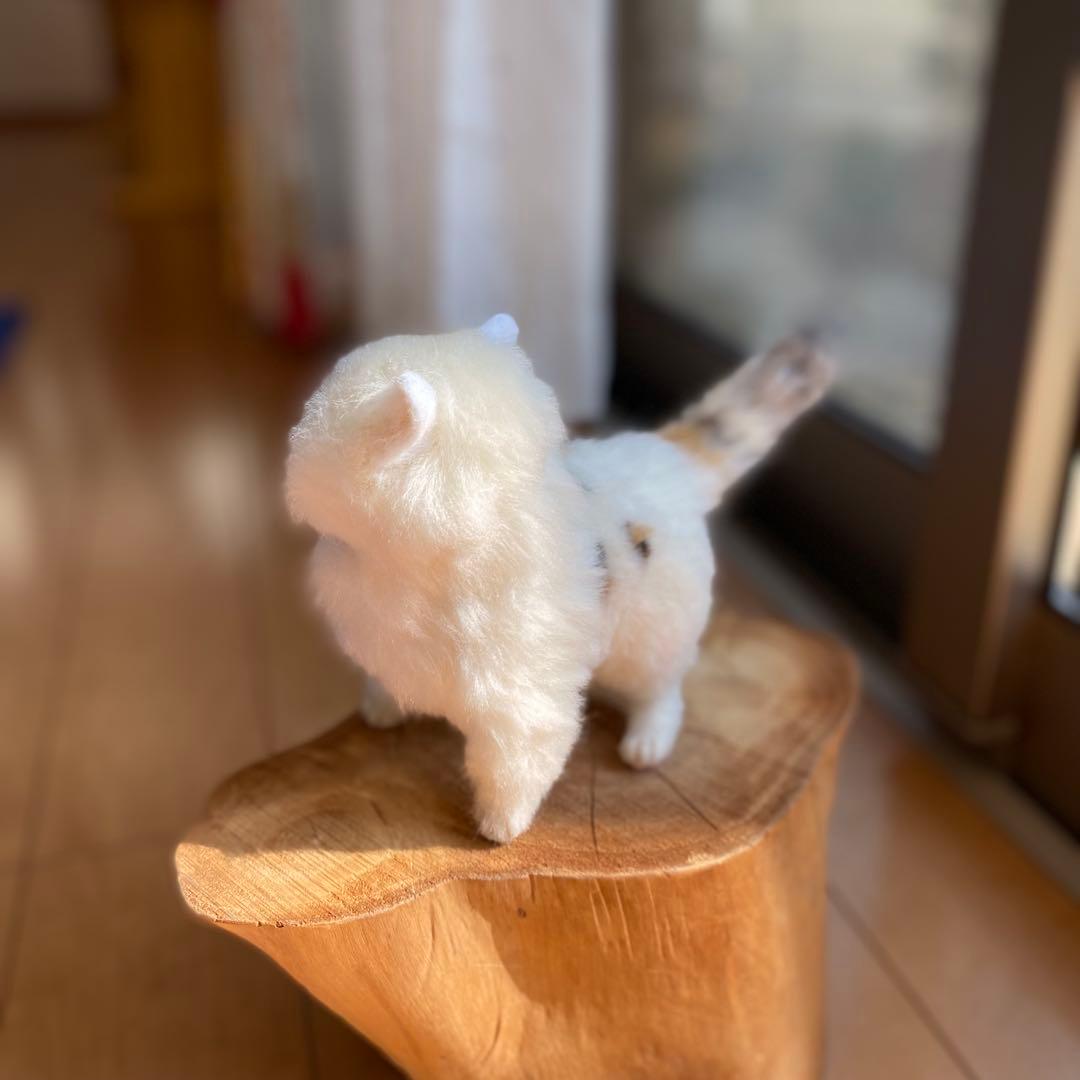 羊毛フェルト猫 全身タイプ リアル可愛い三毛のエキゾチックショート
