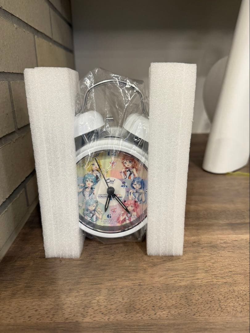 プロセカ　モモジャン　サンスター　オーラツー　目覚まし時計　非売品　缶バッチ オーラツー×プロジェクトセカイ カラフルステージ！ feat. 初音ミク
