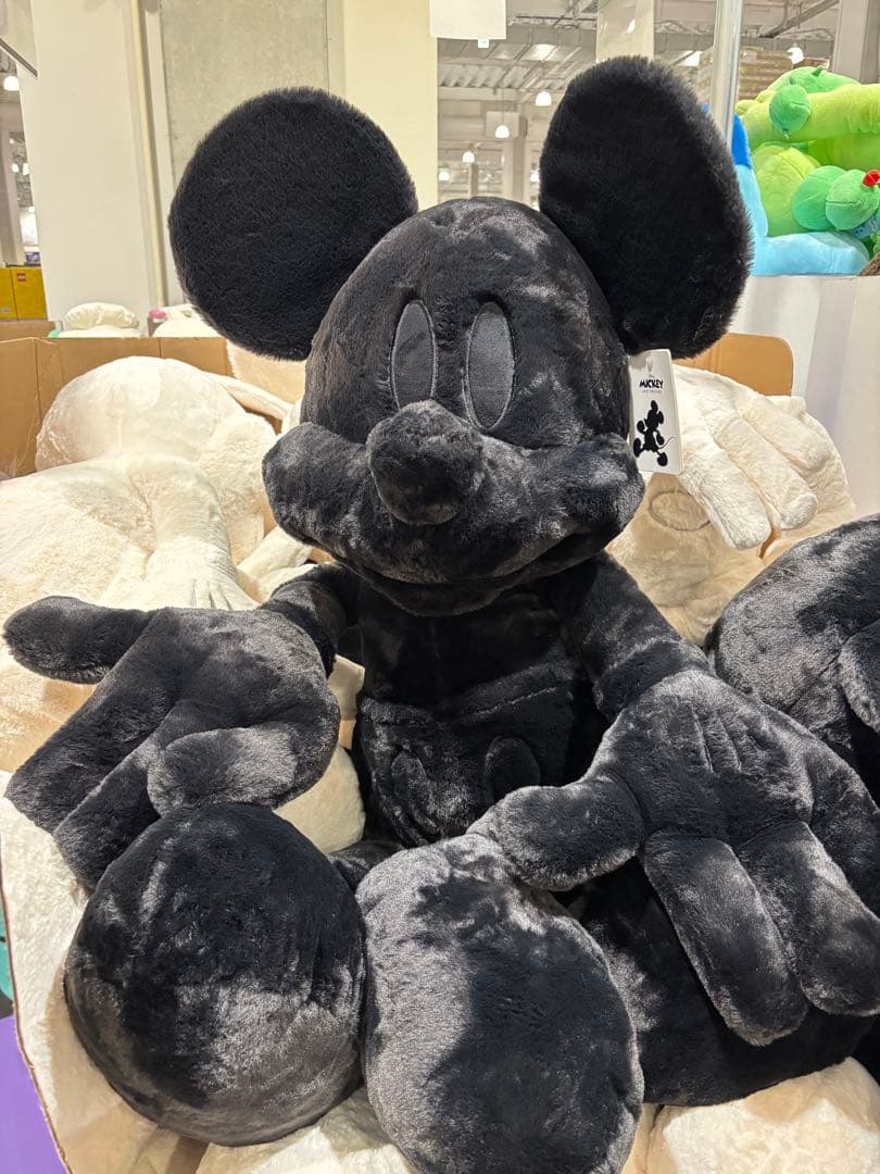 コストコ ブラック ミッキー ぬいぐるみ ビッグ ブランケット 100cm
