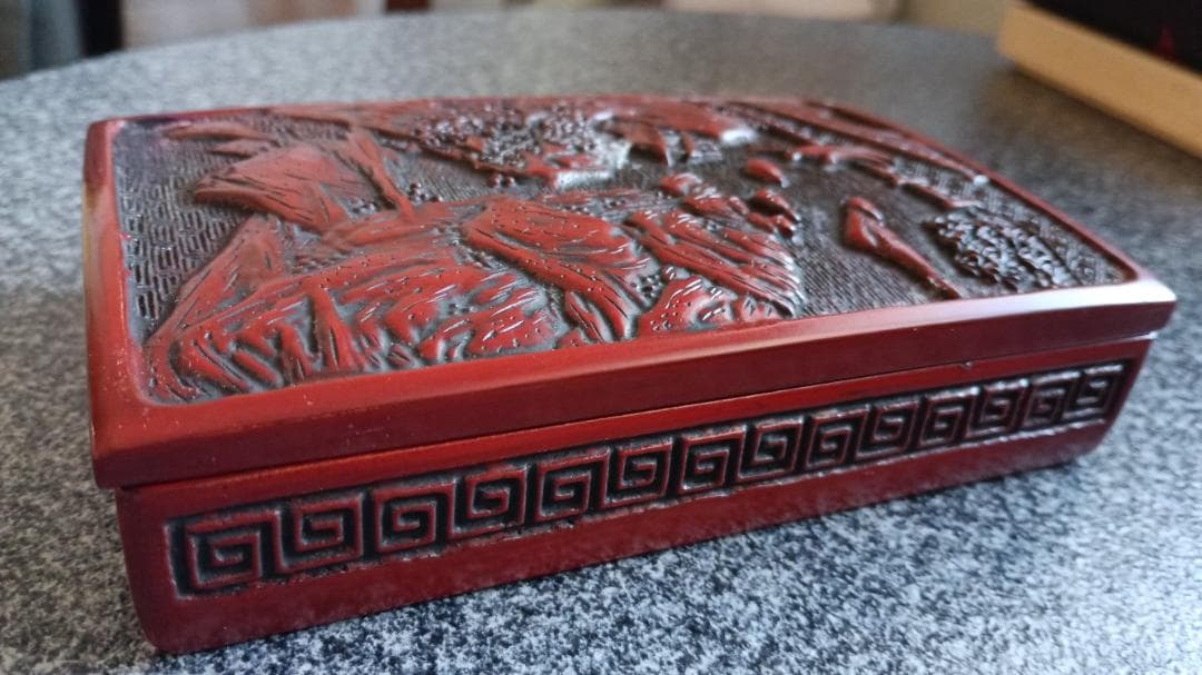 逸品・仙台永楽堆朱文箱　大正～昭和初期／家族を繋ぐ美術工芸品 逸品・仙台永楽堆朱文箱 大正～昭和初期／家族を繋ぐ美術工芸品 - メルカリ