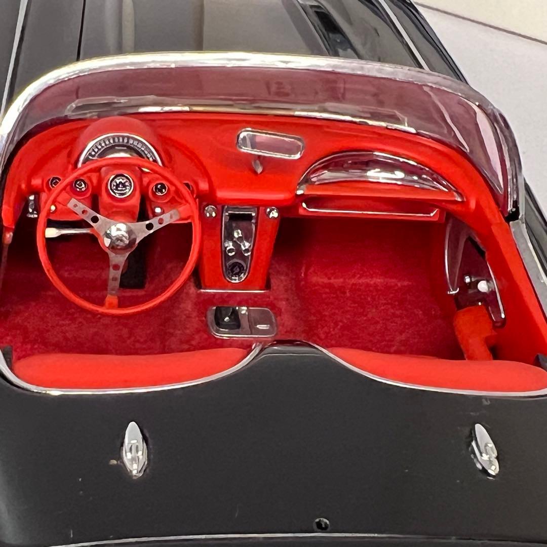 6000台限定 1/18 AUTOart シボレー コルベット C1 1959