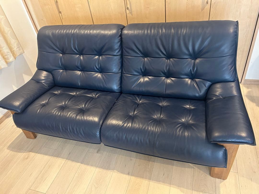 カリモク ZU4903 3人掛けソファ レザー　ネイビー カリモク家具（KARIMOKU FURNITURE） カリモク ソファ 長椅子 ZU49