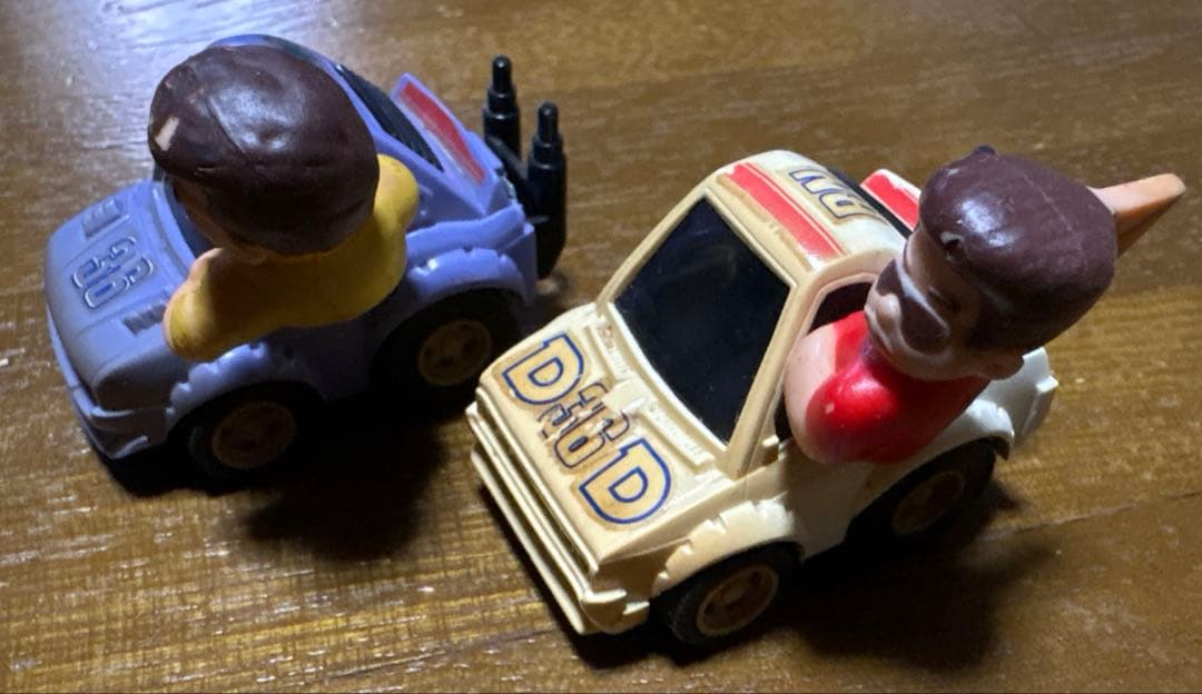 超レア品 自主回収品 タカラトミー 箱乗りチョロQ 2台 - メルカリ