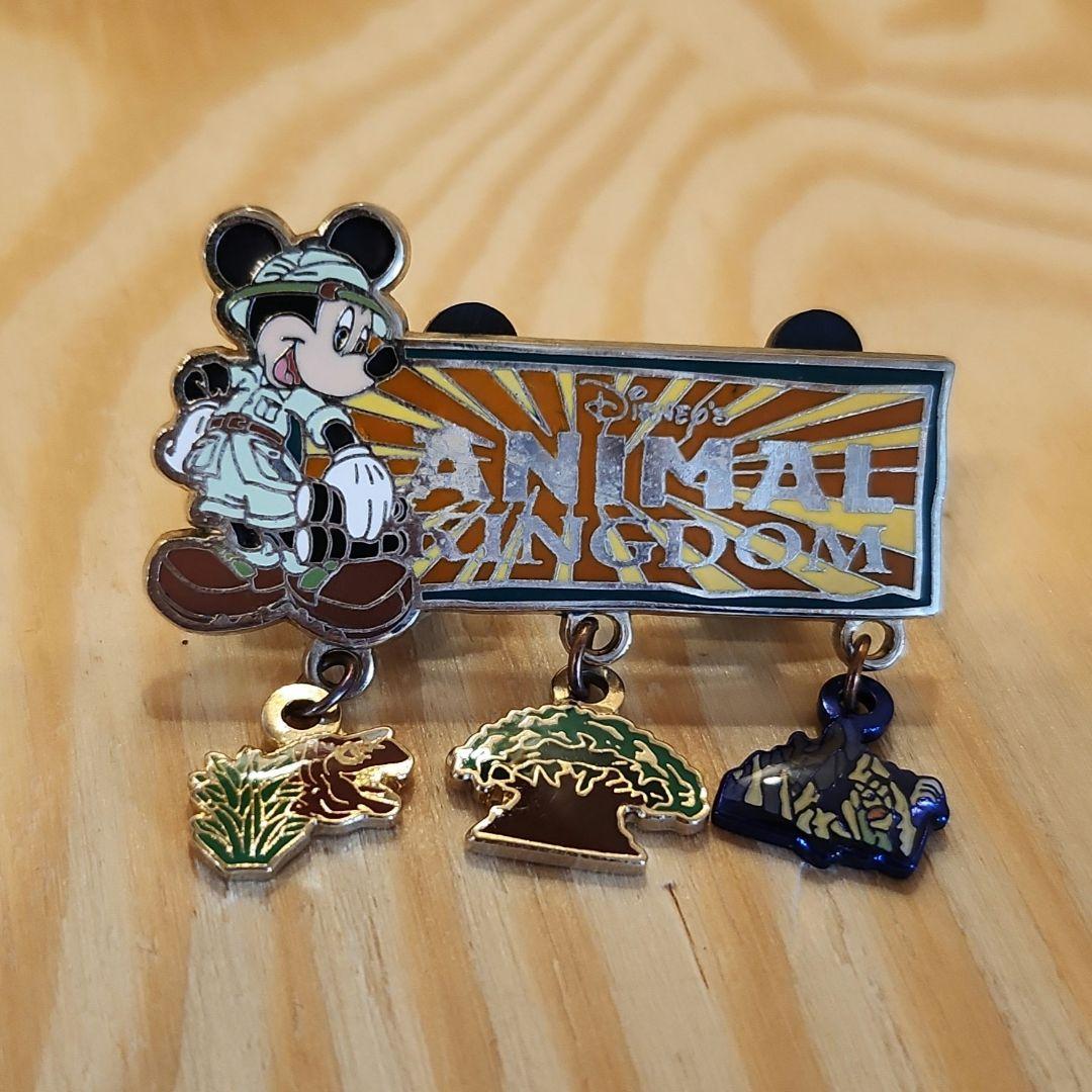海外 ディズニー ピンバッジ 4点セット フロリダディズニー・ワールド