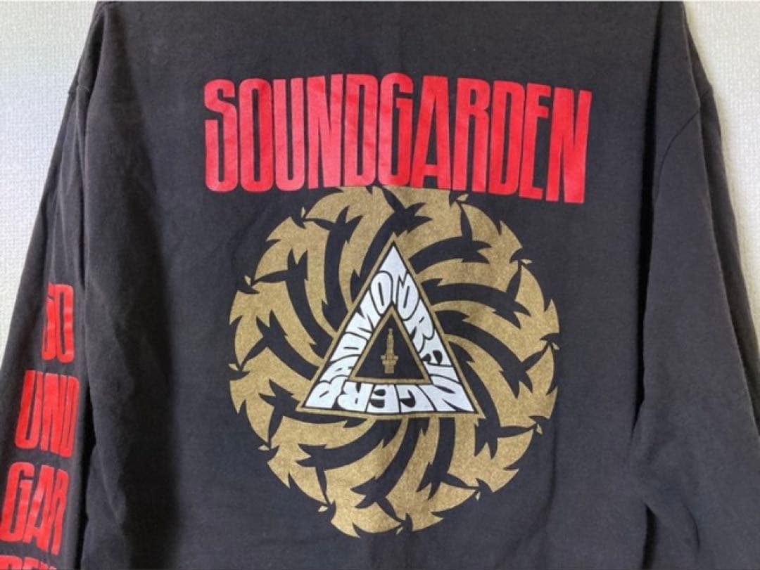 古着 SOUNDGARDEN Tシャツ ロンT サウンドガーデン nirvana SOUNDGARDEN ロングスリーブTシャツ Raglan Tour 2017 | OSOMALO