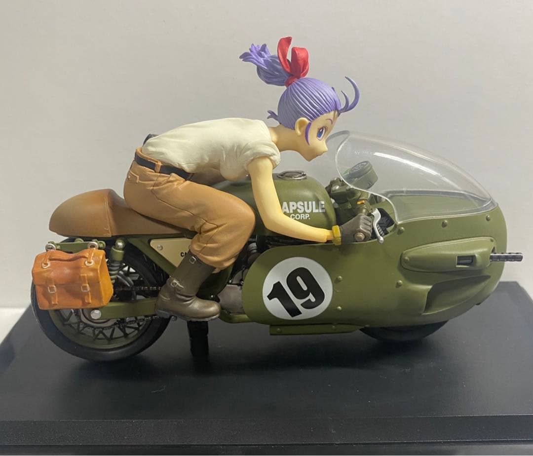 デスクトップ リアルマッコイ ブルマ フィギュア - メルカリ