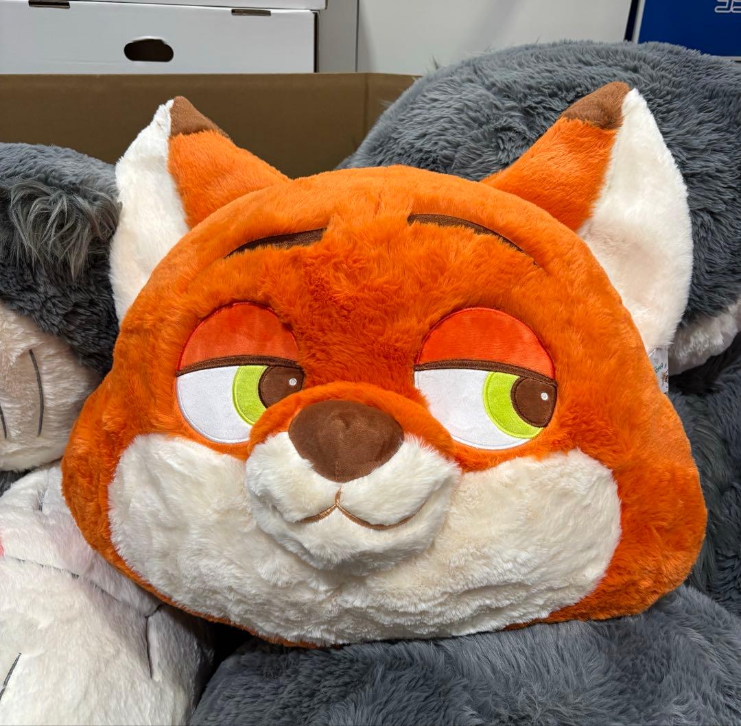 新品 Disney クッション ニック 大きい ズートピア コストコ