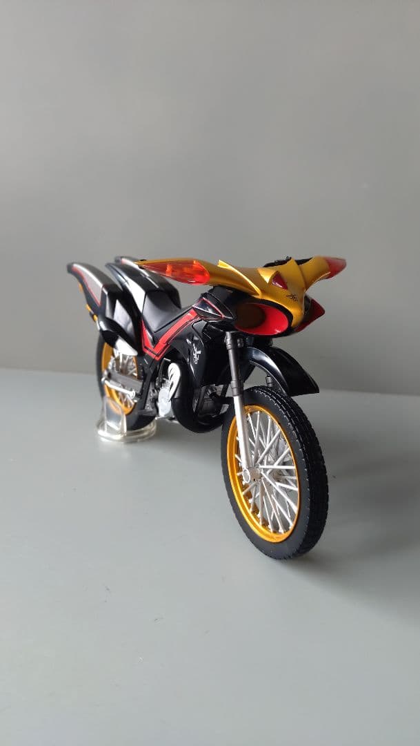S.H.figuarts ビートチェイサー トライチェイサー セット