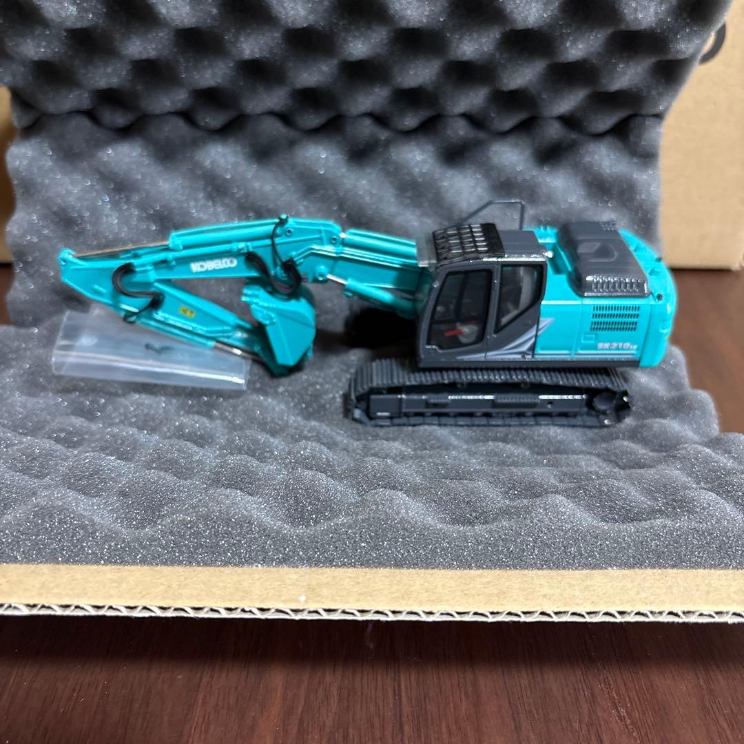 生産終了品　KOBELCO SK210 LC 1:50スケールモデル SK210LC-11 Model Update! – Kobelco Fanshop