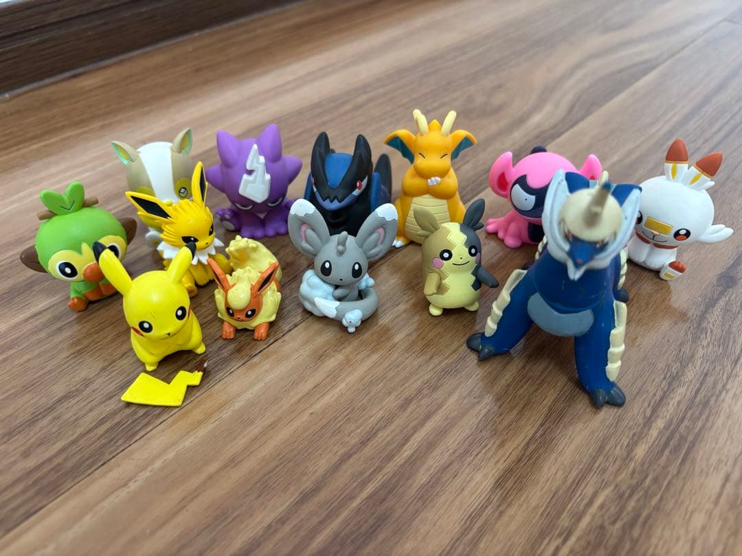 モンコレ まとめ売り 24種 おまけ付き ポケモン - メルカリ