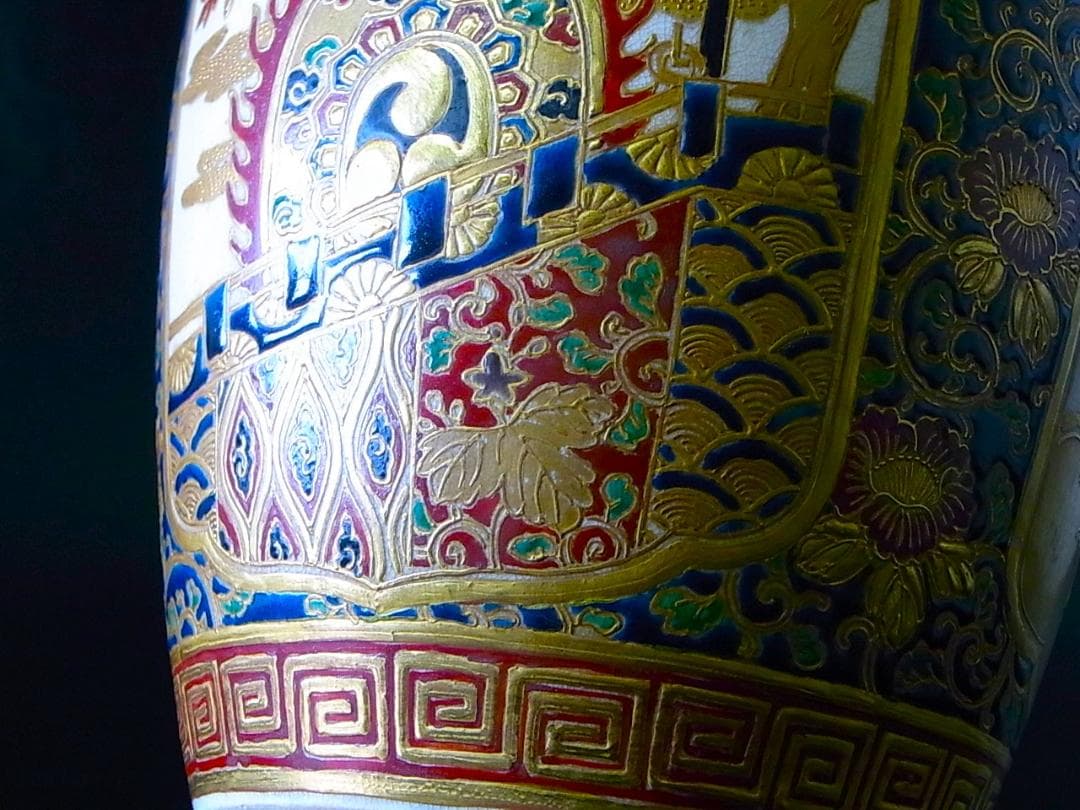 E878 】 超別格品 明治期本筋最高峰の献上薩摩焼 超細密盛上金彩絵付水