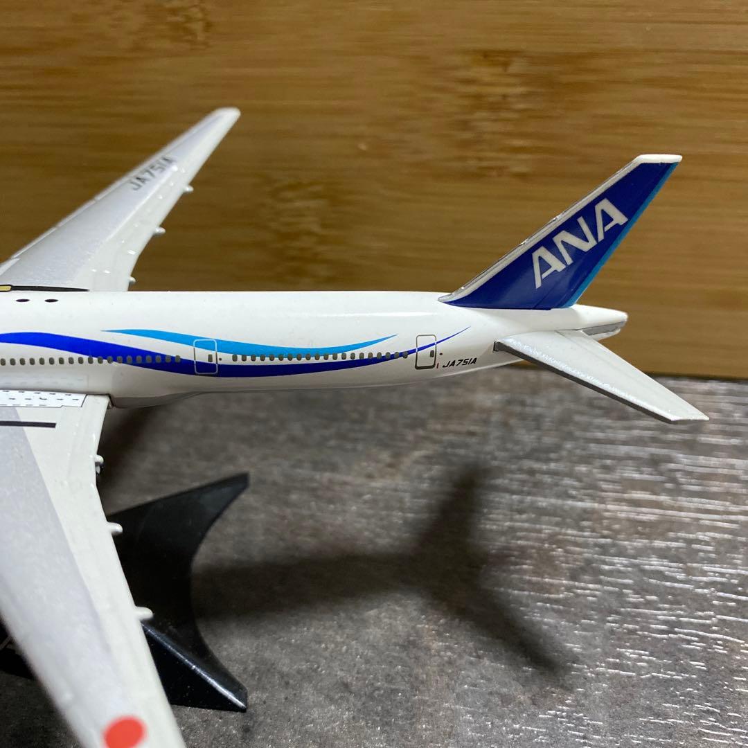 ANA B777-300 特別塗装機 1:500 模型 m11 - メルカリ