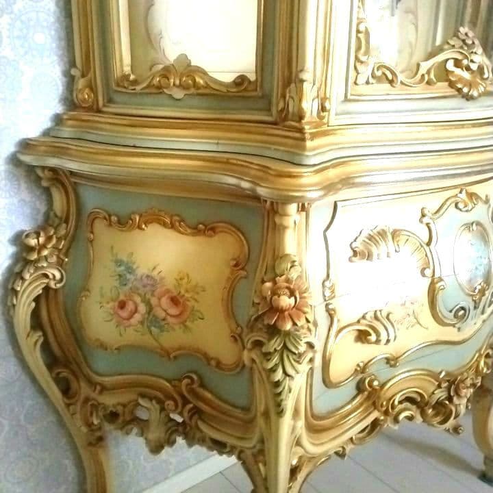 イタリア家具 ロココ調 キャビネット 手彫り マリオコルチャゴ - メルカリ