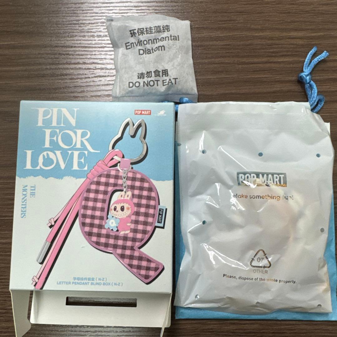 Y】ラブブ アルファベット イニシャル チャーム PIN FOR LOVE - メルカリ