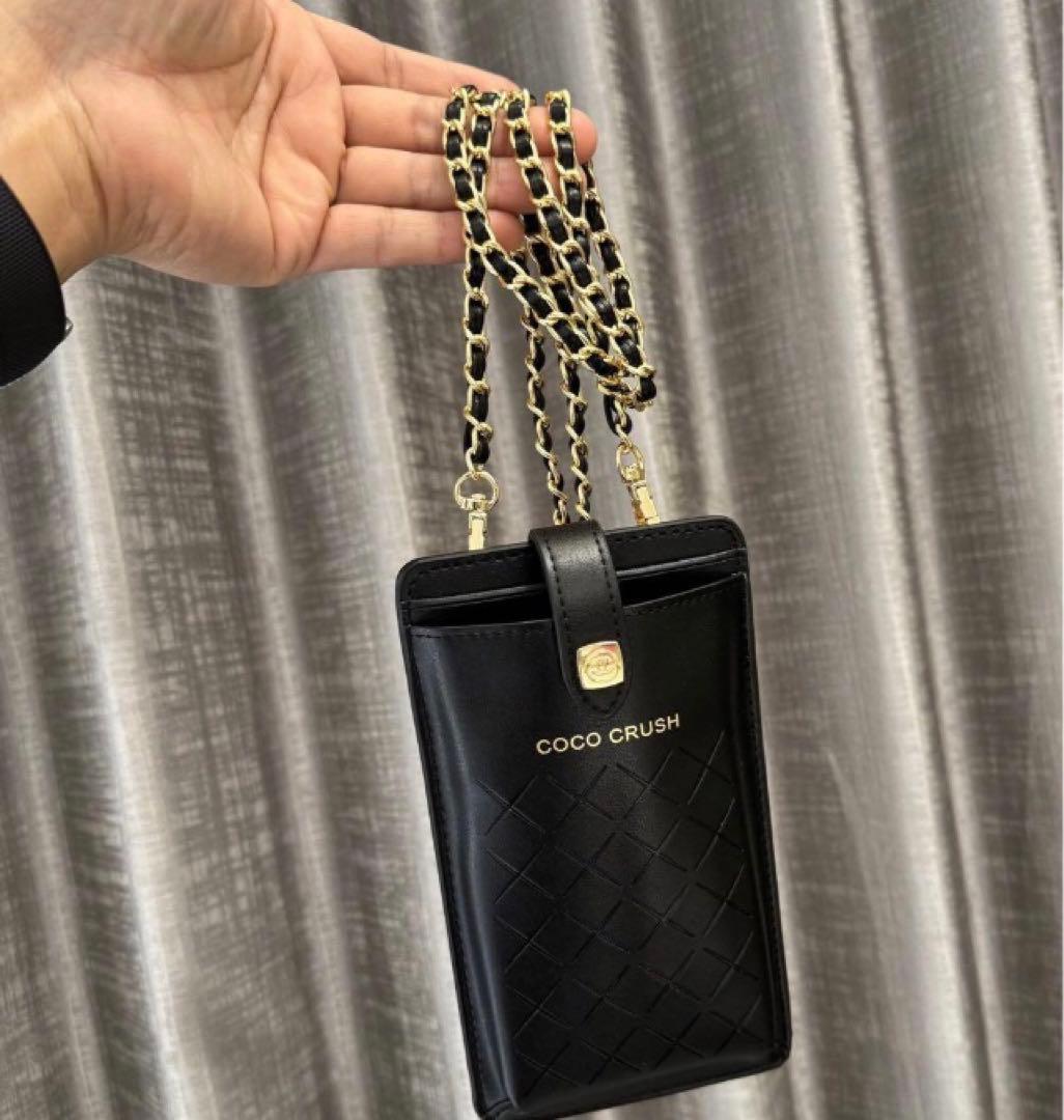 CHANEL シャネル ノベルティ ココクラッシュ スマホ ショルダー - メルカリ
