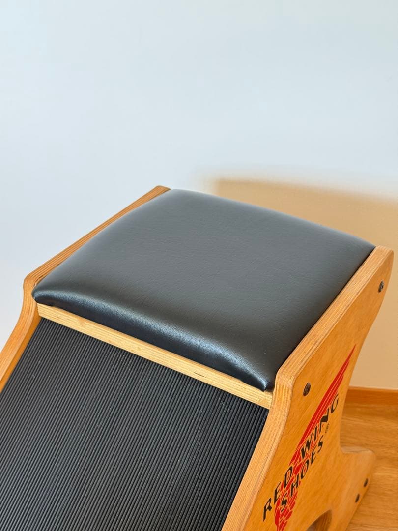 RED WING レッドウィング フィッティングスツール（作業用チェア)店舗