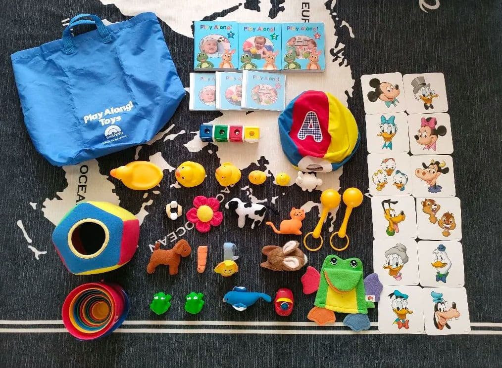 プレイアロング　Play Along! ワールドファミリー 新子役 DWE 今日は @worldfamilyclub_teachers から新しくなったプレイアロング