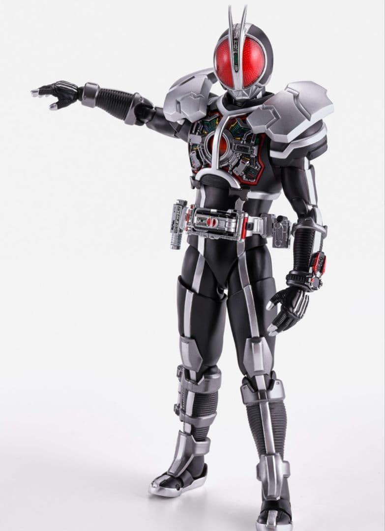 未開封 S.H.Figuarts真骨彫製法 仮面ライダーファイズアクセルフォーム 開催記念商品／事後抽選】S.H.Figuarts（真骨彫製法） 仮面ライダー
