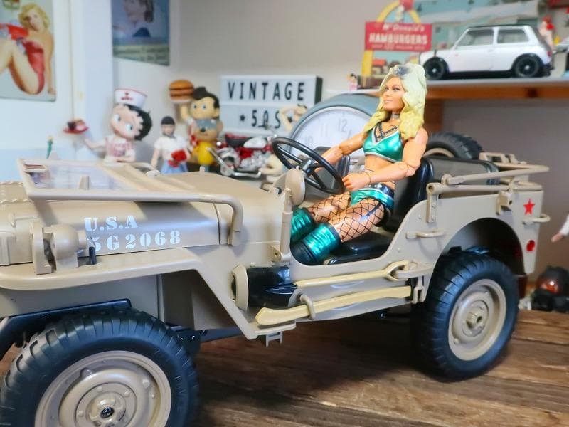 1/10 ウィリスジープ 機関銃&幌付 4WD クローラー ラジコン フルセット フルセット+幌布 JJRC C8815 RTR 4WD RC ウィリス 軍用トラック ジープ