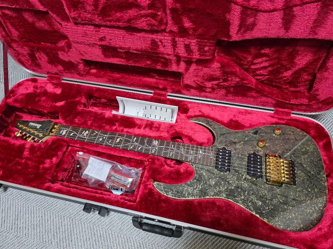 ギター Ibanez j.custom RG8020G-BQZ Ibanez j.custom RG8020G-BQZが限定入荷。1pcアッシュボディとカスタム