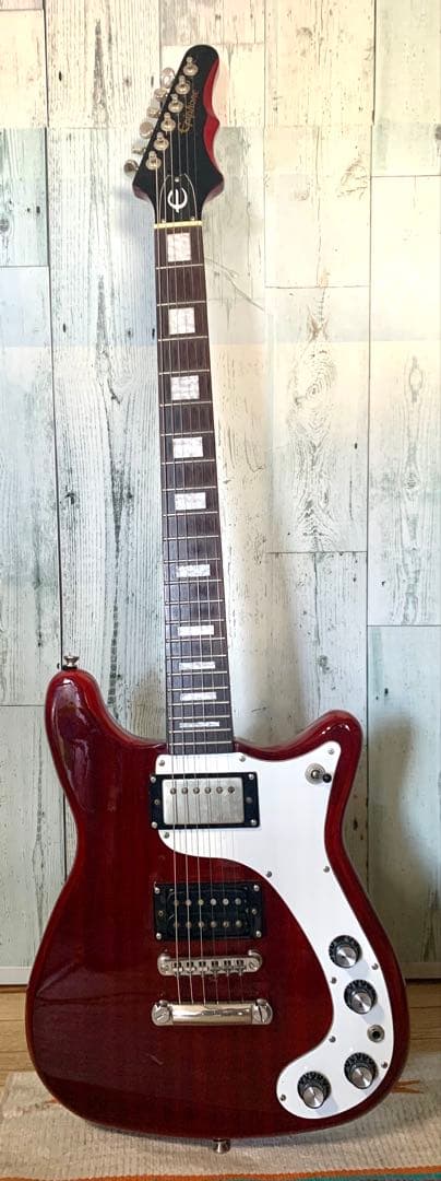 ギター Epiphone Limited Edition Wilshire Pro Epiphone Limited Edition Wilshire Pro, Vintage Sunburst at Gear4music