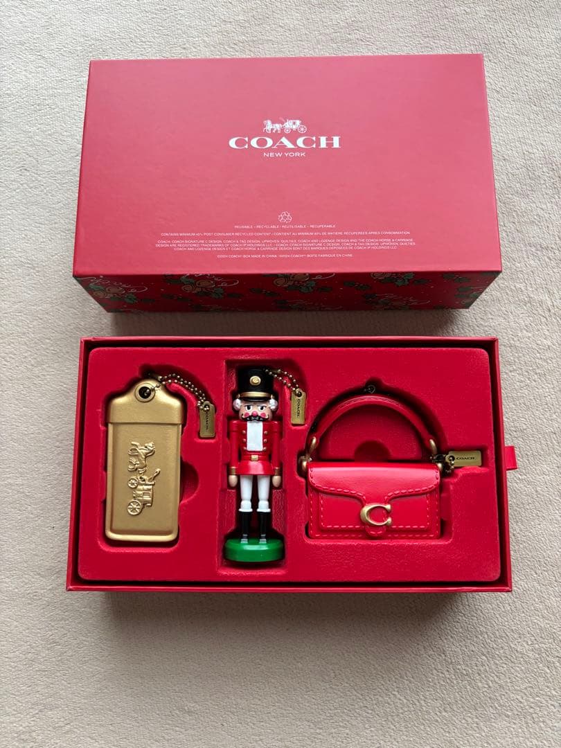 コーチ　ノベルティ　非売品　新品未使用　クリスマスオーナメント3点セット COACH (コーチ) クリスマスオーナメント ダイヤモンドステージ限定