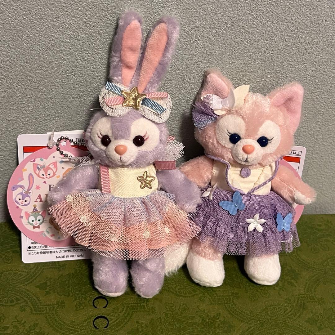 ステラルー&リーナベル　フロムオールオブアス 40周年　ぬいぐるみバッジ Amazon | ステラルー/ぬいぐるみバッジ/ぬいば/40周年/フロムオール