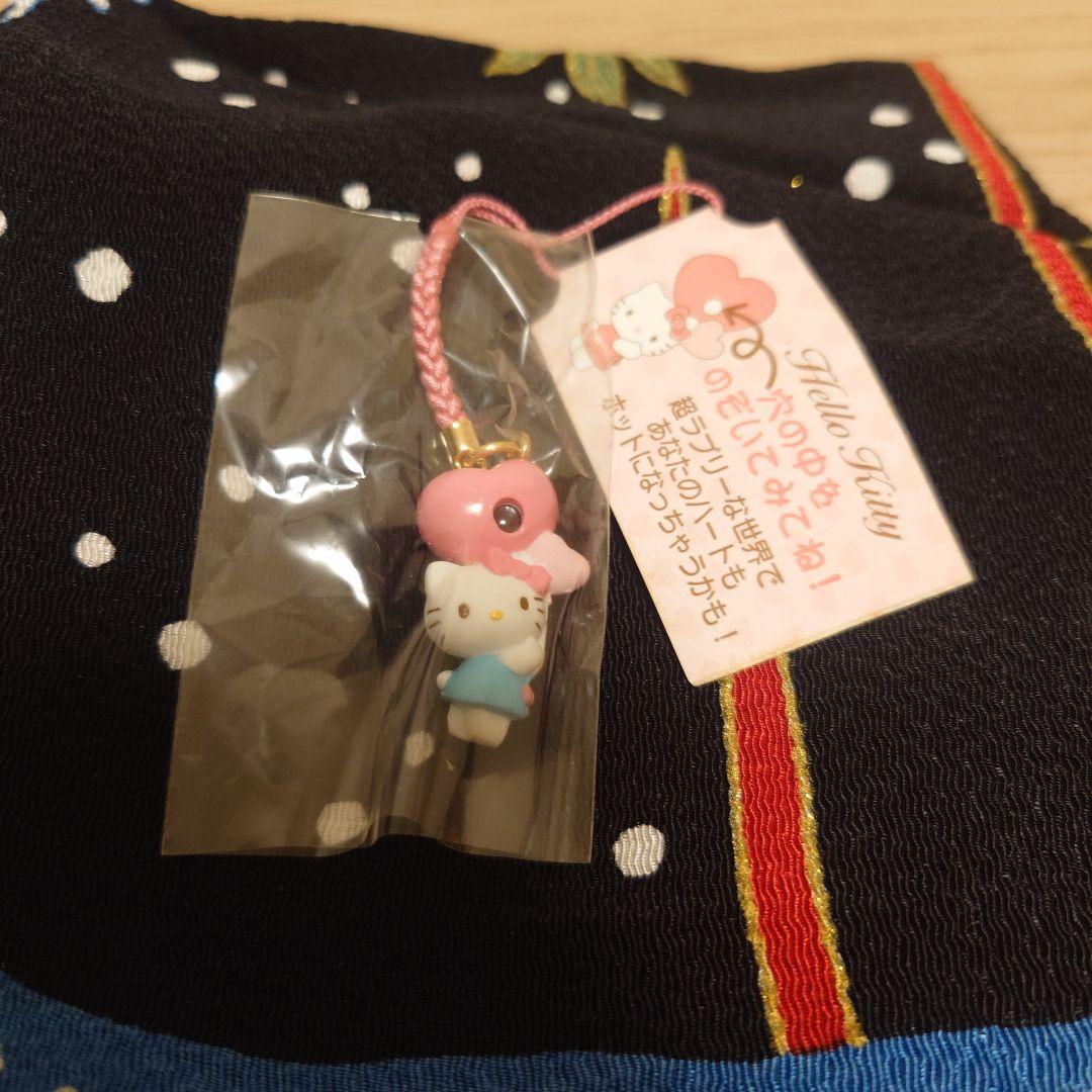 ハローキティ　ノゾキアナネツケ　エンジェル　天使　のぞきあなねつけ　ストラップ ハローキティ ノゾキアナネツケ エンジェル 天使 のぞきあなねつけ