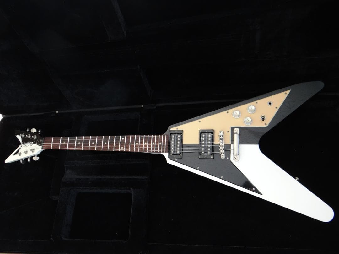 ギター Dean Michael Schenker Signature Retro DEAN Michael Schenker Retro Black/White <ディーン>｜平野楽器