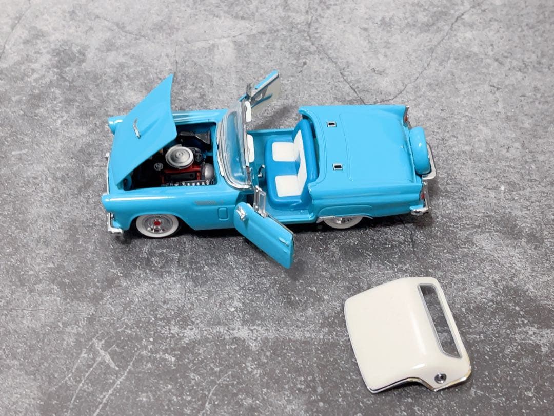 フォード サンダーバード Ford Thunderbird 1/43 ミニカー Amazon | グリーンライト 1/43 フォード サンダーバード 1966 テルマ