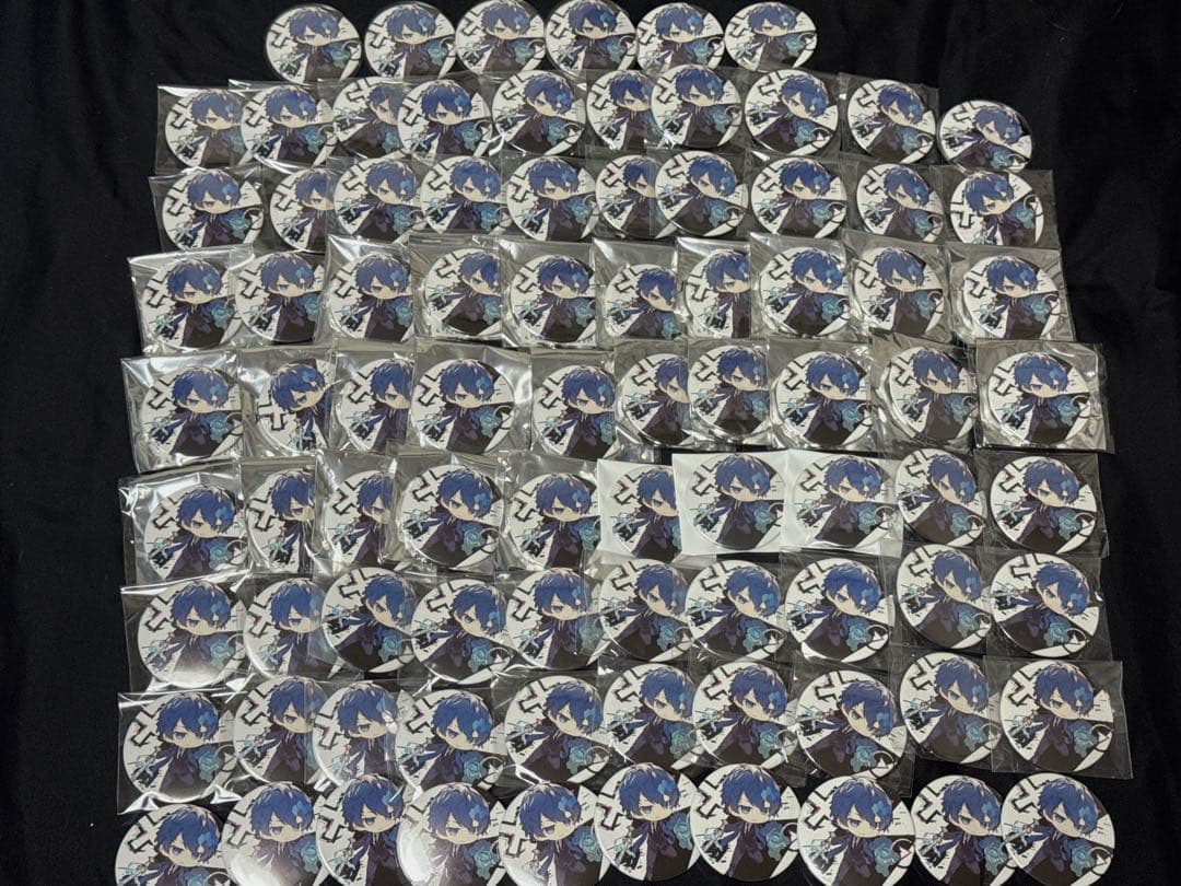 そらる ひきフェス 缶バッジ 白黒 2026年最新】ひきフェス缶バッチの人気アイテム - メルカリ