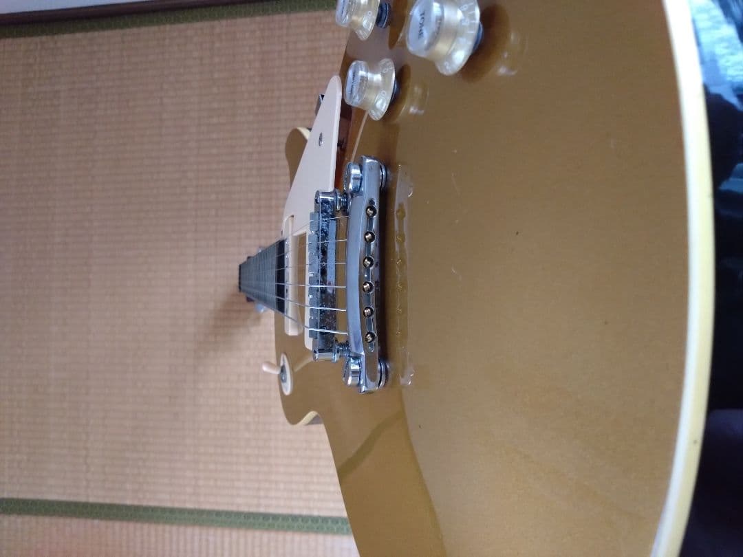 価格交渉ご自由に!レスポール ゴールドトップ - メルカリ