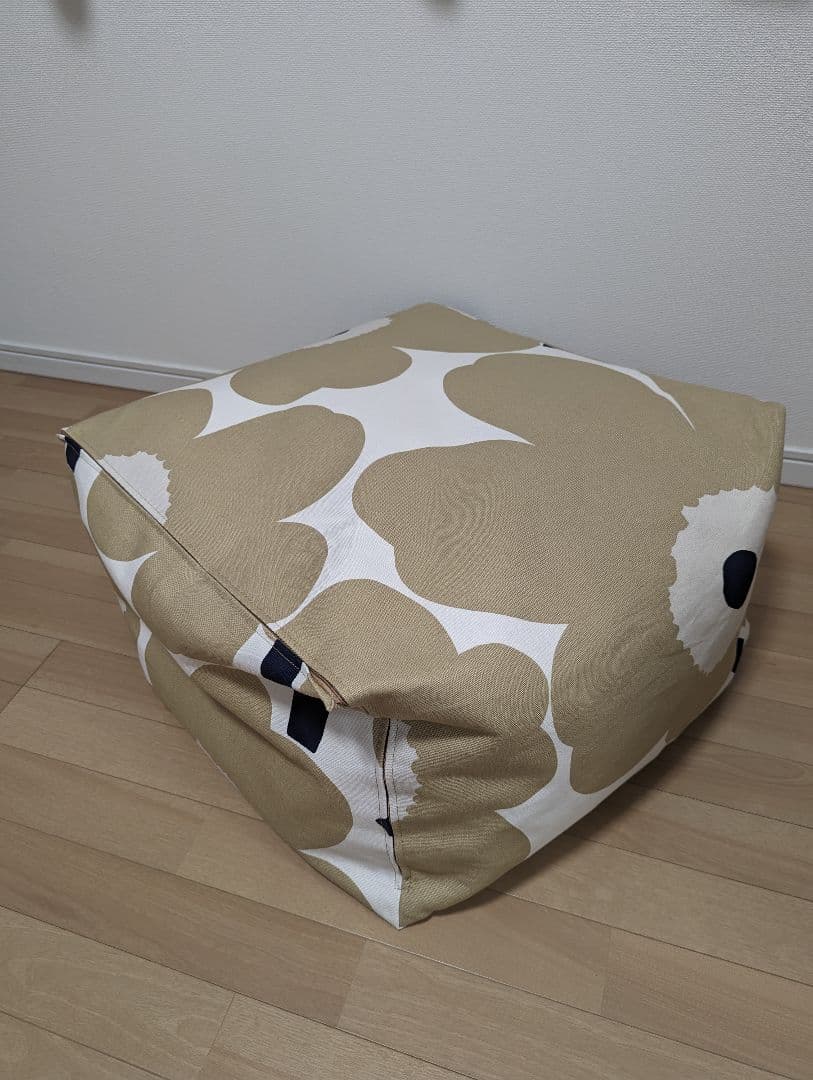 マリメッコ Unikko ウニッコ ビーズクッション - メルカリ