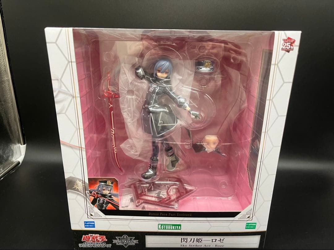 ◇【美品】閃刀姫─ロゼ フィギュア 遊戯王 コトブキヤ 限定特典付き】閃刀姫─ロゼ／遊戯王カードゲームモンスターフィギュア