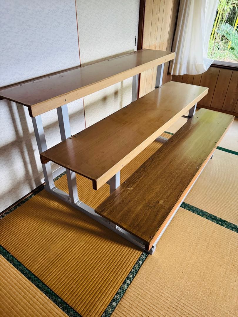 福岡発 三段ラック　雛壇　展示台　陳列台　ガーデンラック　置き台　飾り棚 3段テーブル ひな壇 展示台 陳列台 販売台 【コーナータイプ】 ST14C