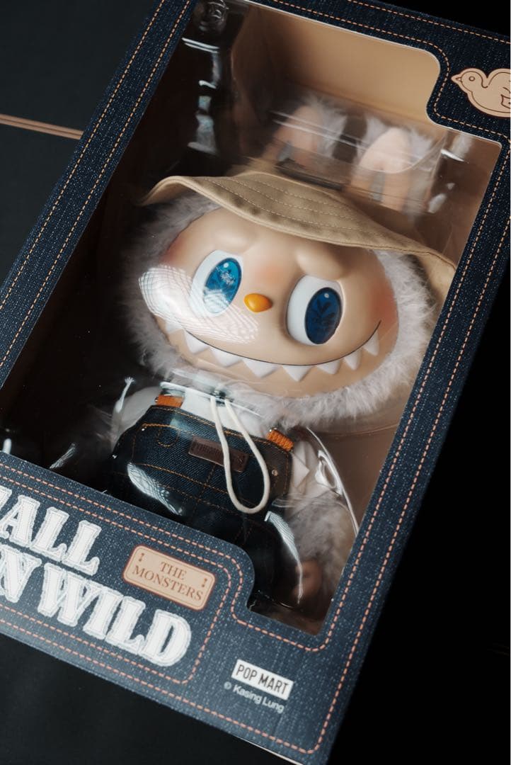POP MART Labubu Fall In Wild 正規品レシート付 - メルカリ