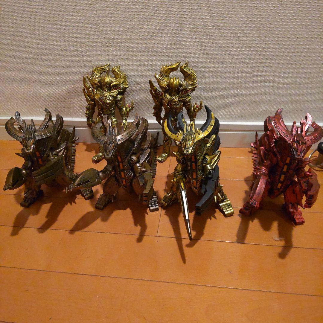 ウルトラマン怪獣 まとめ売り 全6体 多少の値下交渉あり 超動αウルトラ怪獣 1BOX4個入り【4570117914751】｜バンダイ（BANDAI）