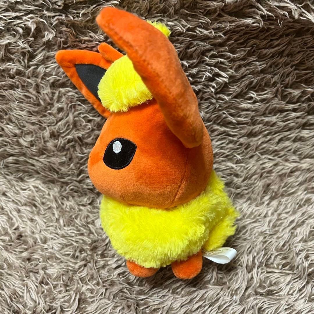 ポケモンドールズ ブースター ぬいぐるみ - メルカリ